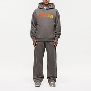 Ensemble sweat-shirt et pantalon de survêtement vintage respirant avec logo personnalisé |   Survêtement en molleton de coton lourd |   Vêtements de rue unisexes en marque privée OEM - Product Image 5