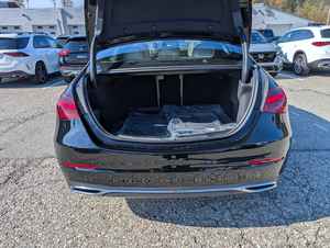 Mercedes-Benz Clase C Sedán C 300 2026, Listo para Enviar - Product Image 6