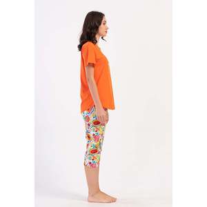 Traje de dormir capri ovalado de manga corta con cuello redondo para mujer - Product Image 2