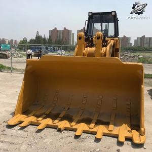 Chargeuse sur chenilles Caterpillar 973D d'occasion, 28 tonnes, godet de 3,2 m³, marque japonaise d'origine, faible nombre d'heures, certifiée CE, matériel de construction - Product Image 6