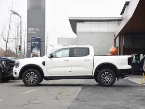 Ranger 2023 modello foresta di montagna AWD edizione automatica benzina <span class=keywords><strong>auto</strong></span> all'ingrosso <span class=keywords><strong>auto</strong></span> sterzo sinistro verificato - Product Image 3