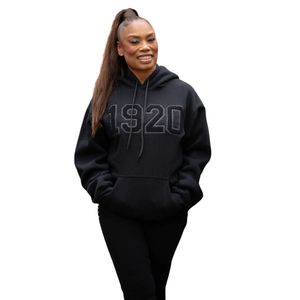All Black 1920 Hoodie Glitter con algodón suave y letras de chenilla para miembros de la Hermandad Elegante ropa griega unisex - Product Image 3