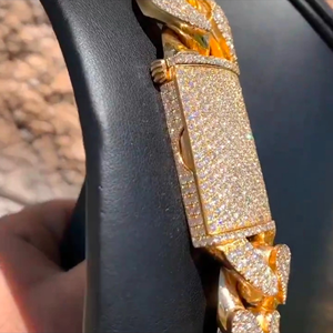 Top Quality Iced Out Cuban Link <b>Chain</b> 22MM <b>VVS</b> Moissanite <b>Diamond</b> Cuban Link <b>Chain</b> Hip Hop Miami Cuban <b>Chain</b> - Product Image 3