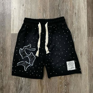 Short décontracté pour hommes avec perles en strass et logo brodé personnalisé OEM vente en gros design légèrement délavé - Product Image 4