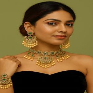 Hermoso conjunto de collar de gargantilla de diseñador con Maangtikka para mujer perfecto para boda, ropa de fiesta último conjunto de collar de lujo - Product Image 1