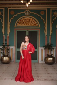 Dernier Designer Pure Rayon Gamthi Patch Woork Anarkali Robe Par FabZone - Product Image 3