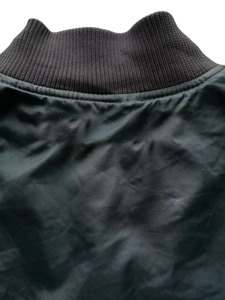 Chaquetas de satén de calidad superior para hombre Chaquetas de satén de poliéster 100% personalizadas a la venta Chaqueta de satén estampada 2025 - Product Image 3