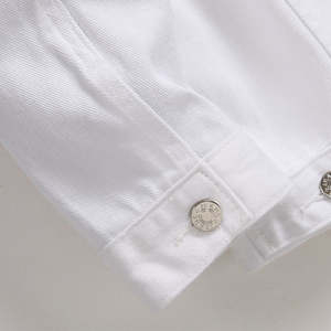 Veste pour homme Vente en gros Vêtement d'extérieur unisexe Automne Col montant enduit Blanc Premium Veste en jean déchirée Haut pour homme OEM - Product Image 3