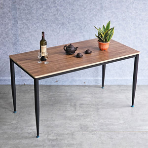 Juego de Mesa de Comedor Rectangular Estilo Industrial 140x70cm, Base de Contrachapado con Placa de Roca, Patas de Hierro, Sistema de Montaje Estable CONE BA68172 - Product Image 2