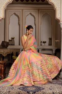 Gulabi Galiyan Radha Lehenga Choli Multicolor Leheriya Georgette |   Vestido Moderno y Elegante de Seda para Bodas y Diwali para Mujer - Product Image 5