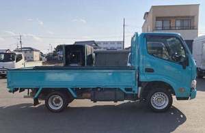 Fourgon électrique Dyna 150 Turbo R20 d'occasion 2022 avec sièges en cuir, barre de toit en alliage d'aluminium, transmission semi-automatique - Product Image 2
