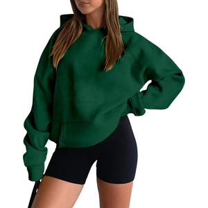 Sweat-shirt à capuche à épaules tombantes vert foncé pour femmes, manches longues, couleur unie, logo de marque personnalisé, pull en molleton pour filles - Product Image 1