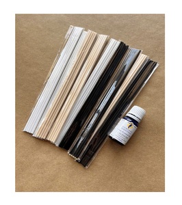 Varillas difusoras de madera para botellas de aceite de fragancia utilizadas en spas y espacios habitables - Product Image 1