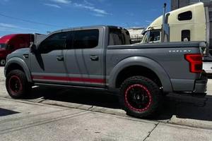 Pick-up V8 suralimenté 2024 d'occasion, performances élevées, 4x4, capacité tout-terrain, cabine haut de gamme, entretenu avec soin, provenant du Japon - Product Image 5