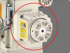 Machine à coudre surjeteuse à cylindre haute vitesse ZO-JE 1510 avec moteur pas à pas et coupe-fil, personnalisable OEM, qualité DIY, en plastique - Product Image 5