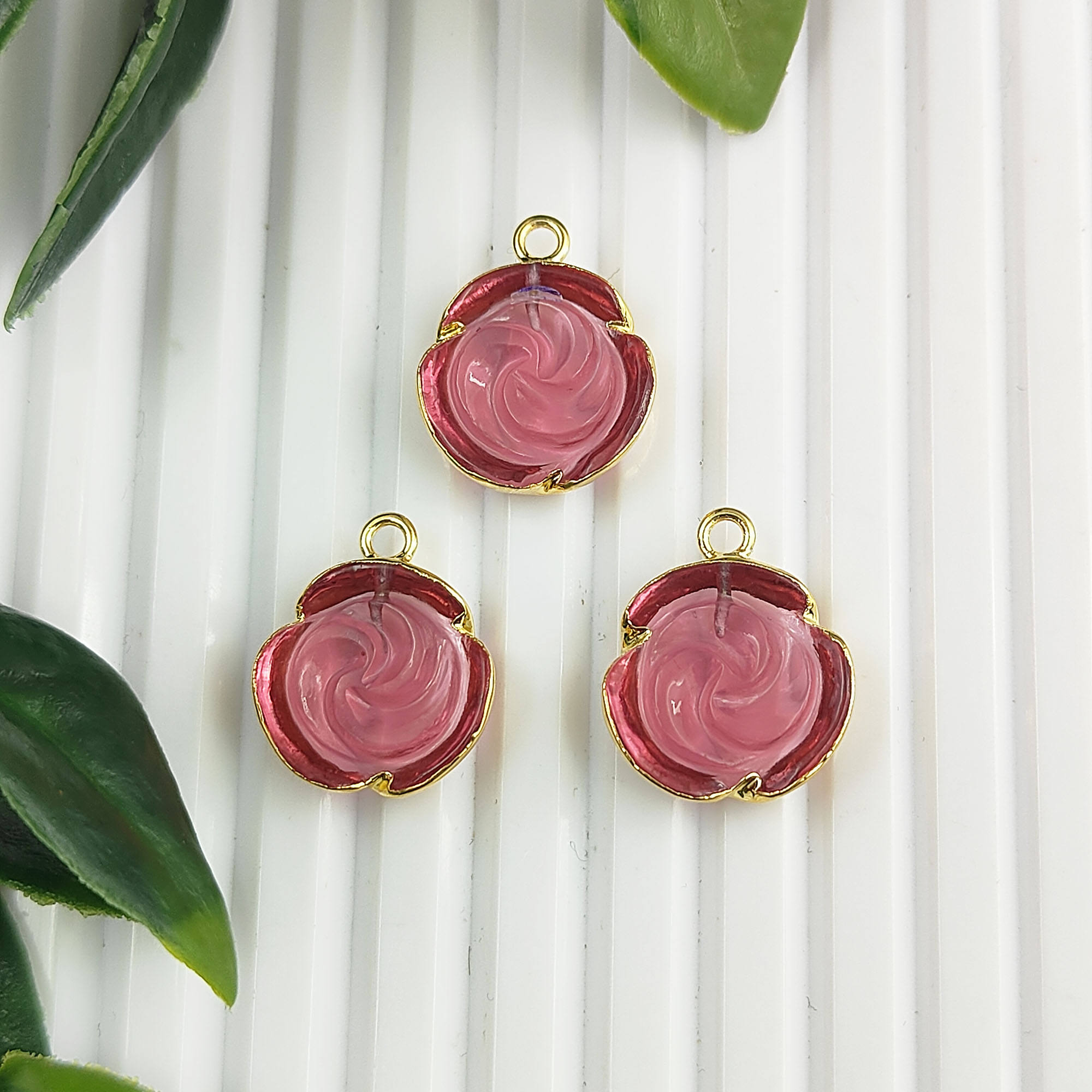 ทัวร์มาลีนสีชมพู