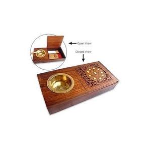 Cenicero de madera personalizable con diseño único Aspecto clásico Hecho a mano en la categoría de ceniceros - Product Image 5