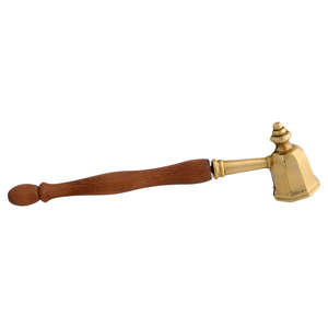 Éteignoir à bougie en laiton doré avec manche en bois Outil d'extincteur de bougie élégant pour la décoration intérieure Église Accessoire en laiton vintage - Product Image 1
