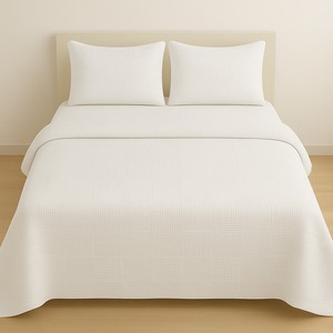 Sinada Home Ensemble de piqué de couleur blanche à motifs carrés gaufrés modernes pour une personne seule pour hôtels et voyages - Product Image 1