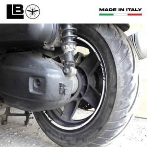 Kit Strisce Adesive per Cerchioni Compatibili con Scooter Yamaha X-Max 400, Accessori per Pneumatici e Ruote Moto - Product Image 3