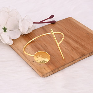 Bracelet ouvert réglable en laiton simple et uni, design artisanal, plaqué or jaune, bijoux cadeaux, fabricant en gros personnalisé - Product Image 2