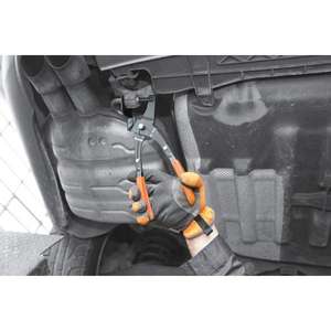 Alicates de herramientas de montaje de motor BETA para quitar soportes de goma de los tubos de escape - Product Image 2