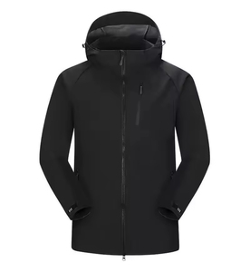 Chaqueta Softshell Impermeable para Hombre con Logotipo Personalizado OEM, Chaqueta Deportiva Táctica Ligera y Cortavientos para Senderismo y Camping - Product Image 2