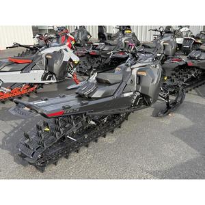 Moto de nieve Ski-Doo Summit Adrenaline 2026 con paquete Edge 850 E-TEC Turbo R 165 H_Alt Powder 3 impermeable - Product Image 3