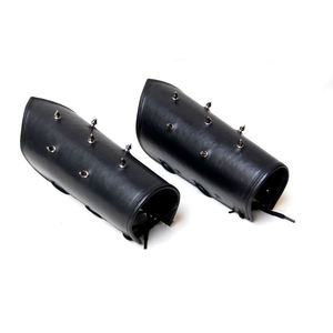 Protège-bras en cuir médiéval indien fait à la main personnalisé garde romain en cuir noir médiéval fournisseur en gros fabriqué en inde - Product Image 4