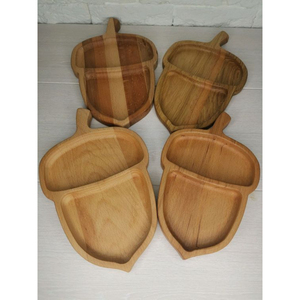 Lot de 4 assiettes et plateaux de service en bois de teck pour la maison et les ustensiles de cuisine - Product Image 1