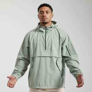 Chaqueta cortavientos de otoño para hombre con logotipo personalizado 2025, con capucha fina, impermeable para exteriores, para senderismo, estilo informal con cierre de cremallera - Product Image 3