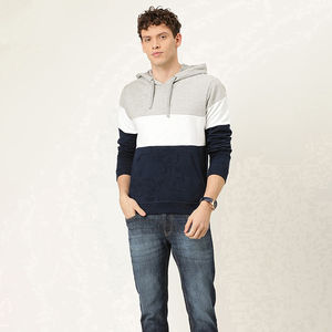 Vente en gros d'usine de pulls à capuche pour hommes Slim Fit Sweatshirts vierges décontractés Styles personnalisables avec motif solide - Product Image 4