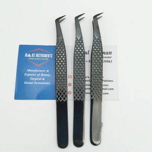 Pince à cils noire Plasma Fiber Tip Grip Pince à cils professionnelle durable pour les cils de volume Outils d'extension de cils - Product Image 1