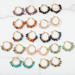 Vente en gros de boucles d'oreilles créoles irrégulières en Lapis et pierres précieuses en or vermeil bijoux en moissanite - Product Image 2