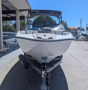 Bateau Yamaha AR250 7m 1.9L HO 400cv Ultimates Inboards JetDrive d'occasion 2025, JetBoat SportLoisirs FamilleAventure + Remorque - Product Image 1