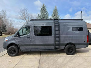 Oferta Única para Mercedes-Benz Sprinter 2500 Crew High Roof 2024 con Distancia Entre Ejes de 170 Pulgadas, Diésel Turbo Automático 3D en Excelentes Condiciones - Product Image 1
