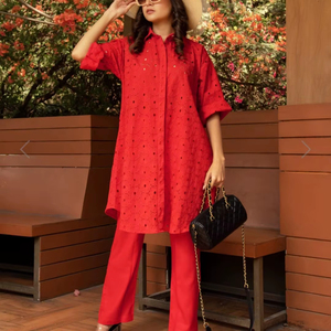 Mujeres verde rojo Schiffli Coord Fast Fashion Festival bordado desgaste estilo liso técnicas orgánicas no tejidas para niñas - Product Image 1