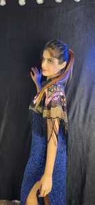 Elegante vestido de capa burlesca con cuentas hebras perlas lentejuelas bordado sujeta cuello recto hasta el suelo sujetador incorporado 100% Club - Product Image 4