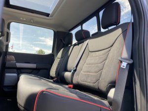 Ford Super Duty F-250 SRW LARIAT 2024 Usado en Buen Estado - Product Image 6