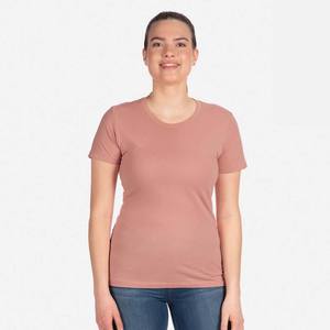 Camiseta de Cuello Redondo y Manga Corta con Estampado de Texto Personalizado de Próximo Nivel - Product Image 1