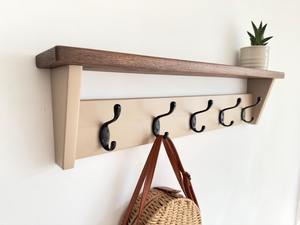Les cintres en bois sont le meilleur choix pour une organisation durable de votre placard  Cintres à vêtements en bois de luxe fabriqués à la main - Product Image 3