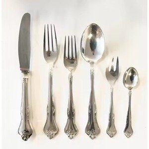 Ensemble de couverts en acier inoxydable de style classique, fourchette, cuillère, couteau, couverts de table - Product Image 4