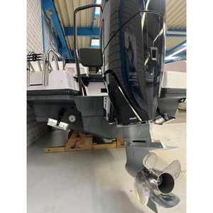 Bateaux XO DSCVR 9, radeau élégant à conception ouverte, dimensions 8,57 x 2,57 m et moteur 400 CV pour les aventures aquatiques - Product Image 4