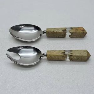 Ensemble cuillère et fourchette de la plus haute qualité avec manche en bois et en résine en acier inoxydable Ensemble de couverts pour la cuisine - Product Image 4