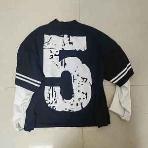 Streetwear personnalisé avec logo et design Patchwork double couche à manches longues surdimensionné 100% coton T-shirt lourd à vendre - Product Image 4