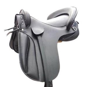 Selle de cheval confortable Selle d'équitation en cuir de style occidental avec étriers pour l'entraînement Ranch et l'équitation d'exposition - Product Image 1