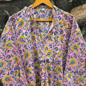 Robe longue en coton avec imprimé floral, style Boho Hippie, tenue de villégiature ethnique pour pique-nique, plage, vacances - Product Image 1