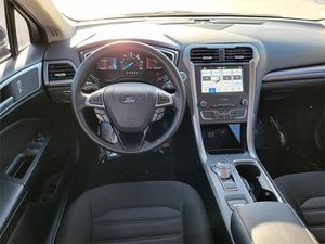 ENVÍO DIRECTO Ford Fusion Hybrid SE FWD 2019, Volante a la Izquierda, Usado, Garantía de 3 Años, Francia, DIY - Product Image 2