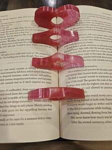 Support de page de livre en résine, poignée pour les doigts, accessoire de lecture durable et confortable, parfait pour les livres, les documents d'étude, les journaux et les romans - Product Image 2