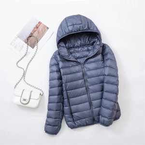 Veste en duvet d'hiver de haute qualité à capuche Designer Custom Women Puffer Jacket Fashion women outdoor casual hood puffer jacket - Product Image 5